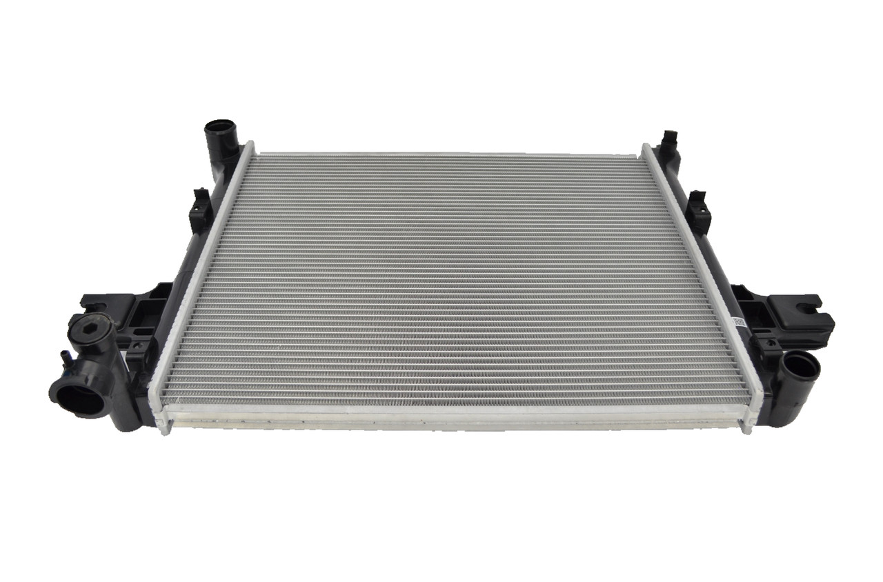 Radiator for Jeep Grand Cherokee WH Commander XH from 2005 to 11 Auto Manual 07 08 09
