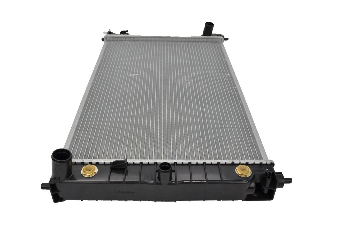 Radiator for Ford Falcon Fairmont Fairlane AU AU2 AU3 98-02 Auto Manual 6Cly V8 99 00 01