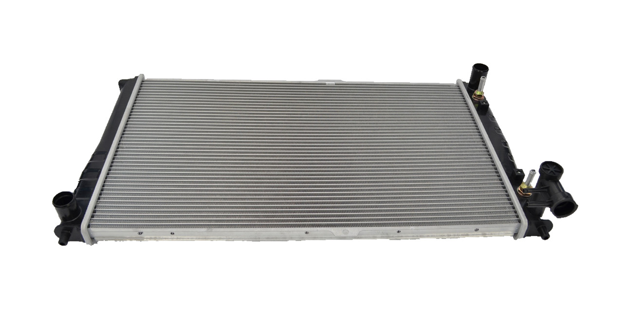 Radiator for KIA Carnival 10/99-07/06 Auto Manual 2.5L V6 00 01 02 03 04 05