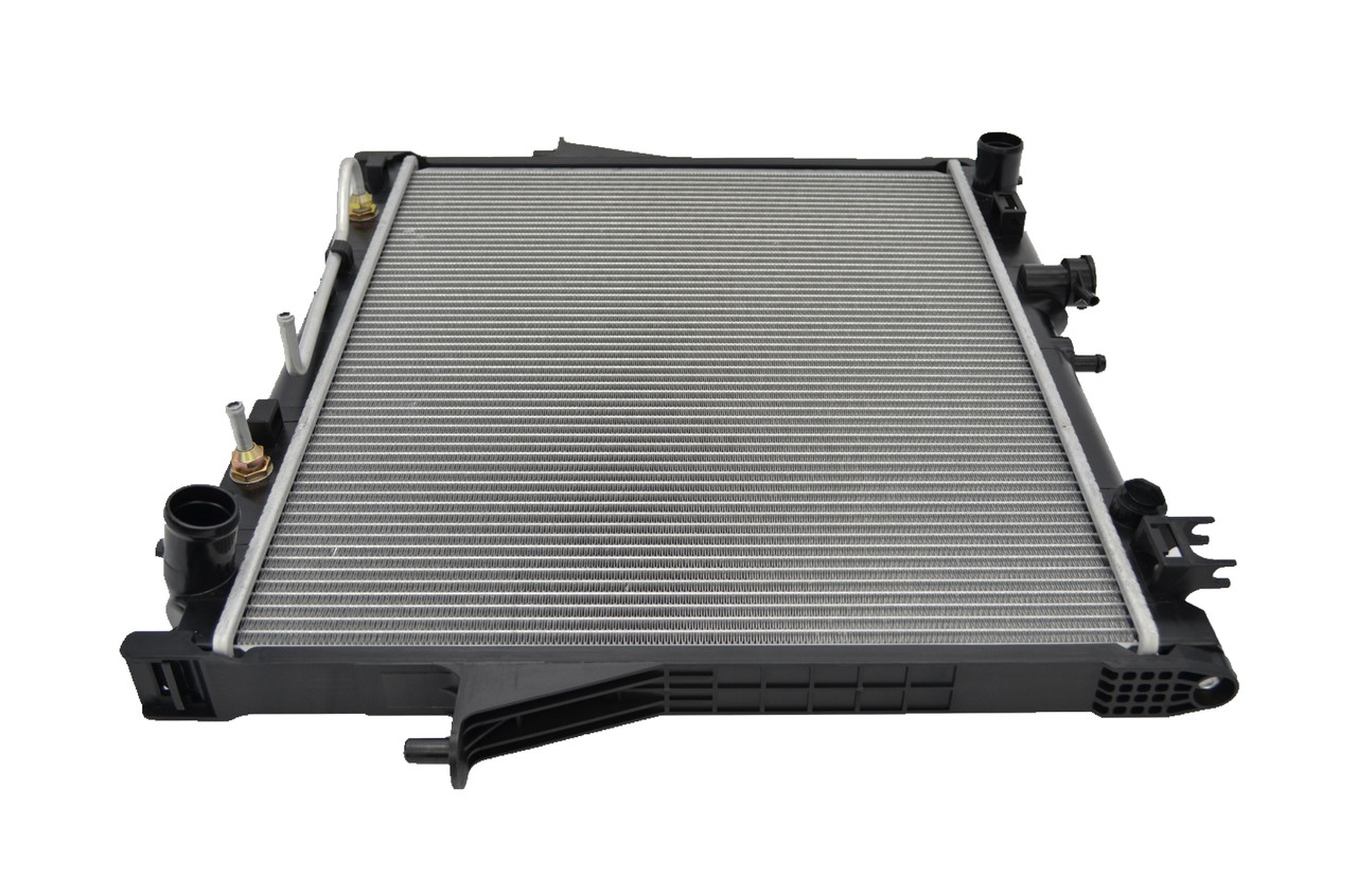 Radiator for Isuzu D-MAX DMAX 2007-2012 Auto Manual 3.0L Diesel 08 09 10 11