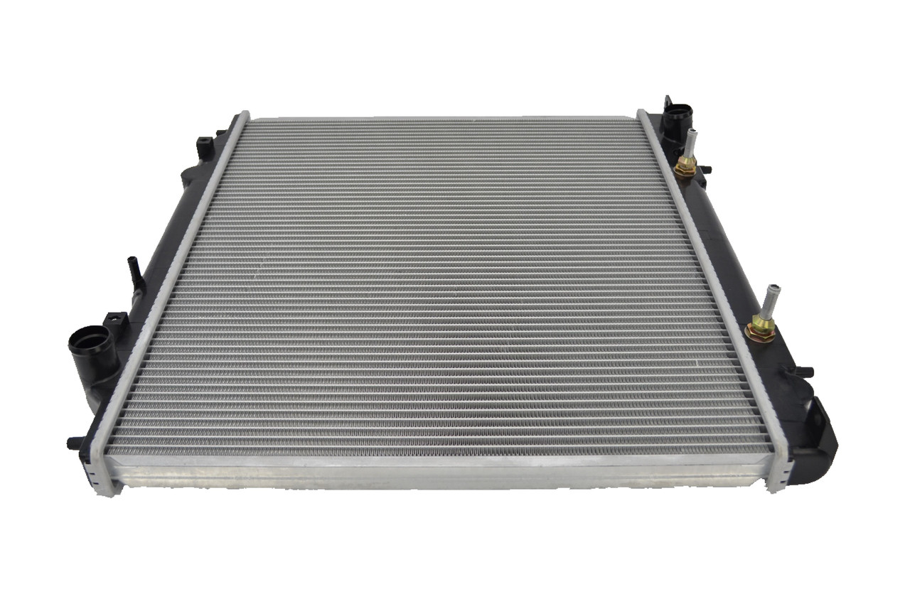 Radiator for Mitsubishi Delica L400 Express Starwagon 94-04 Auto Manual "Hose on Right" 95 96 97 98 99 00 01 02