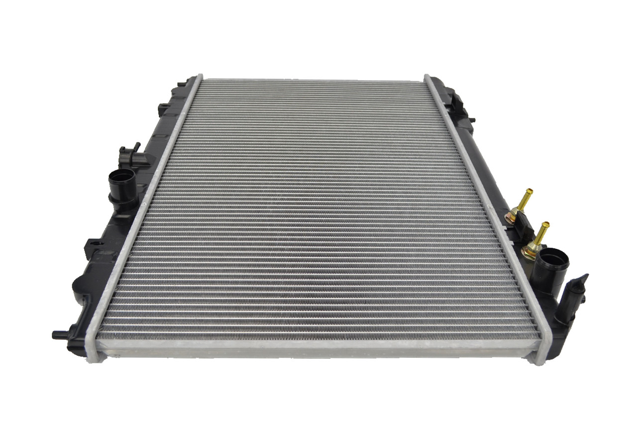 Radiator for Nissan X-Trail T30 2001-2007 2.5L XTRAIL Auto Manual 02 03 04 05 06