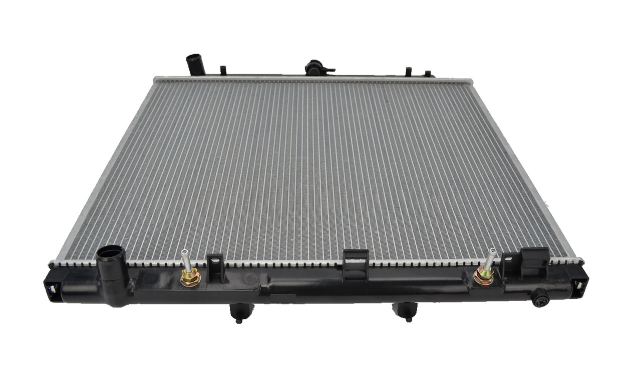 Radiator for Nissan Navara D40 / Pathfinder R51 05-17 2.5L Turbo Diesel Thailand Version Auto Manual  06 07 08