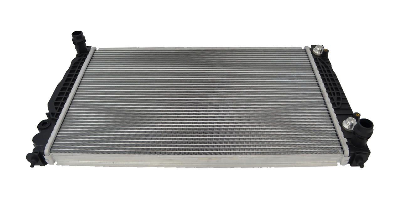 Radiator for Audi  A4 S4 B5 A6 S6 C5 94-01 Auto Manual 2.4L 2.8L 95 96 97 98 99