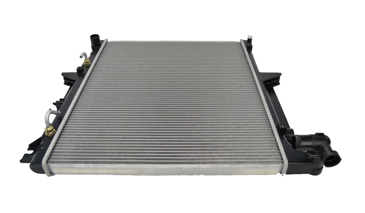 Radiator for Mitsubishi Triton ML MN  07/06-03/15 Auto Manual 3.5L 2.4L Petrol 2.5L 3.2L Diesel Straight Hose Type