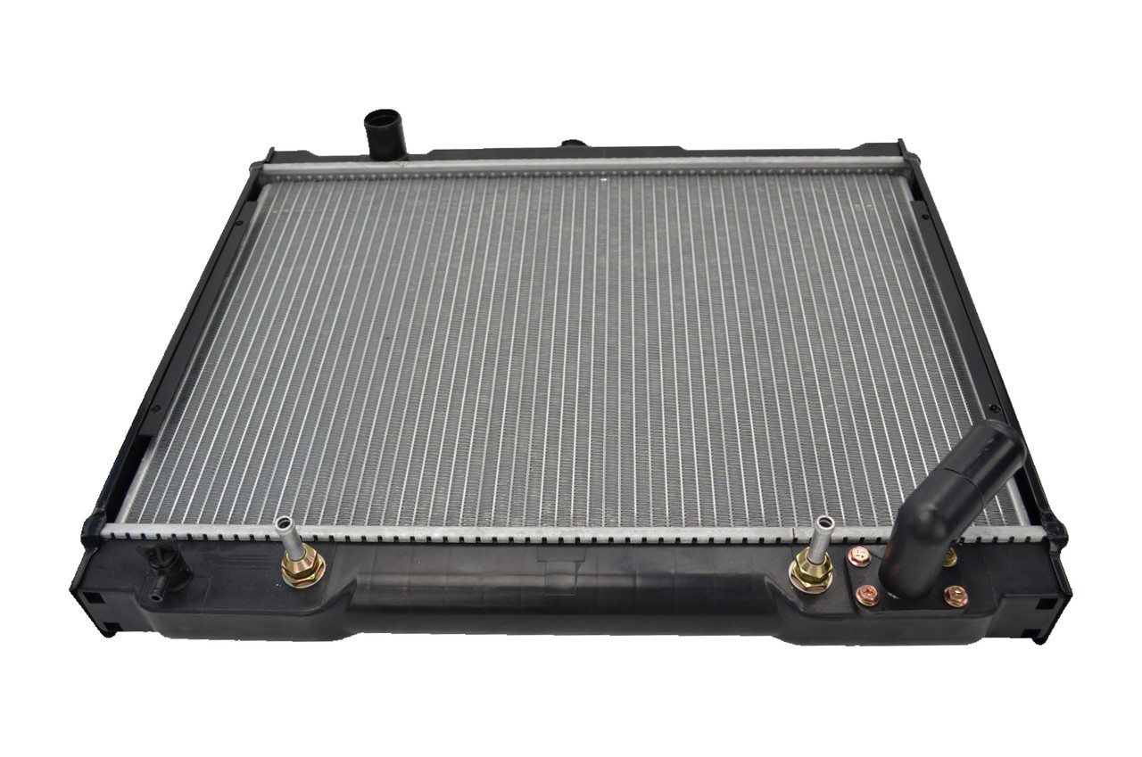 Radiator for Mitsubishi Triton ME MF MG MH MJ 86-96 Pajero NF NG 88-91 2.6L Auto Manual