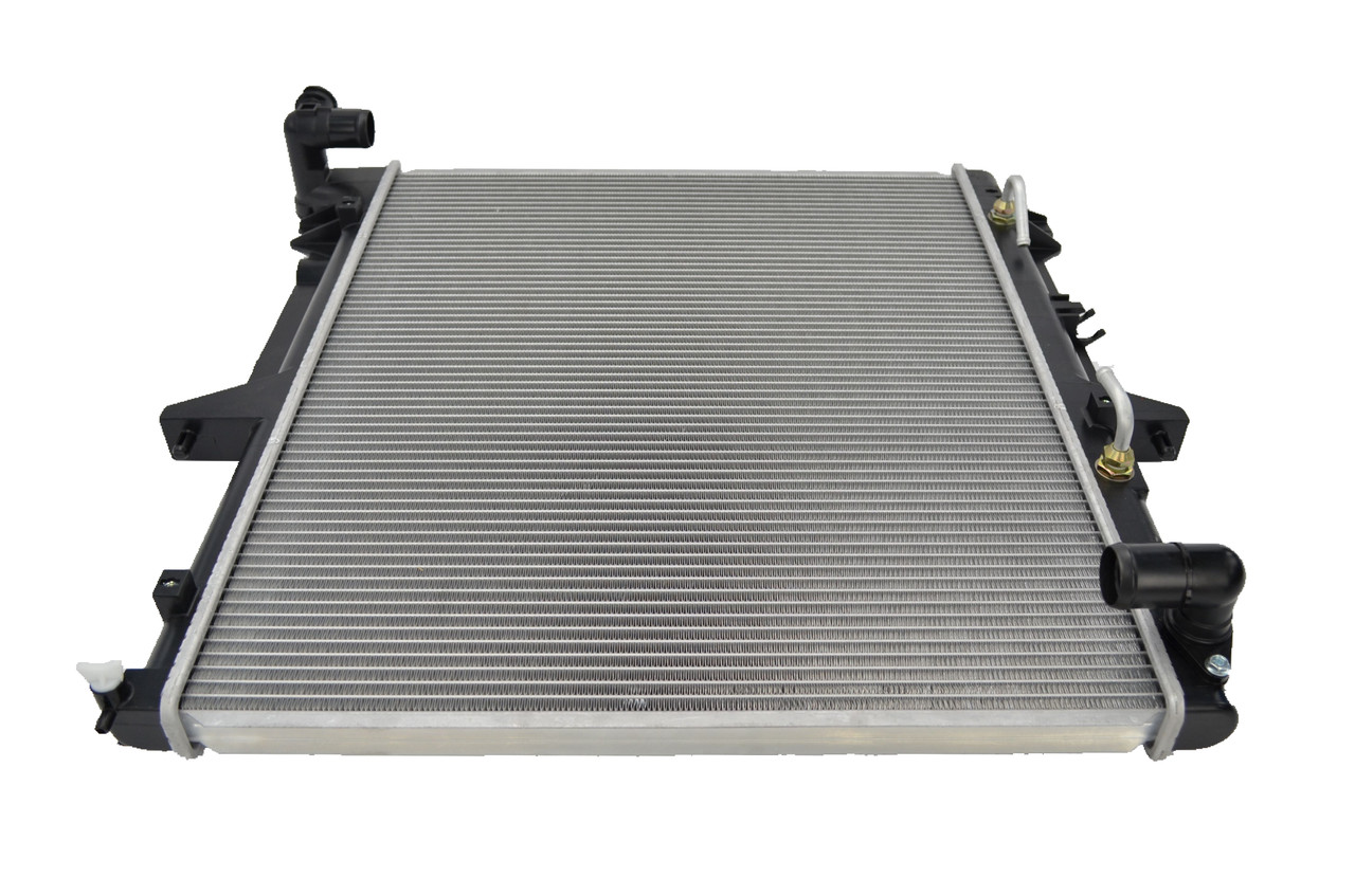 Radiator for Mitsubishi Triton ML MN  07/06-03/15 Auto Manual 3.5L 2.4L Petrol / 2.5L 3.2L Diesel