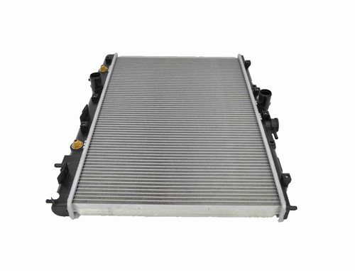 Radiator for Mitsubishi Pajero IO QA  from 1998 to 2002 New Auto Manual 1.6L 1.8L 2.0L 99 00 01