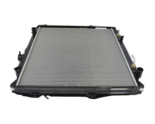 Radiator for Toyota Prado RZJ95R VZJ95R New from 1996 to 2003 Auto Manual 2.7L 3.4L Petrol 97 98 99 00 01 02