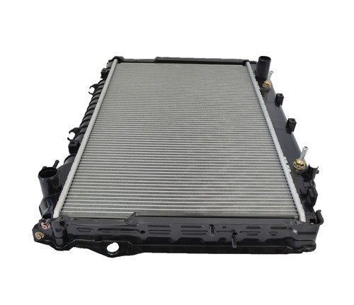 Radiator for Toyota Landcruiser 80 Series HZJ80R HDJ80R New from 1990 to 1998 4.2L Diesel Auto Manual 91 92 93 94 95 96 97