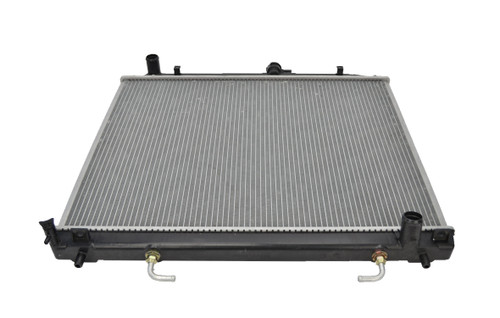 Radiator for Mitsubishi Pajero NM NP NS NT 00-14 Auto Manual 2.8L 3.2L Diesel / Turbo Diesel