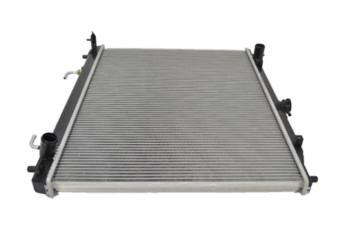 Radiator for Mitsubishi Pajero NM NP NS NT 00-14 Auto Manual 2.8L 3.2L Diesel / Turbo Diesel