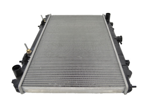 Radiator for Nissan Maxima A33 12/99-11/03 Auto Manual 00 01 02