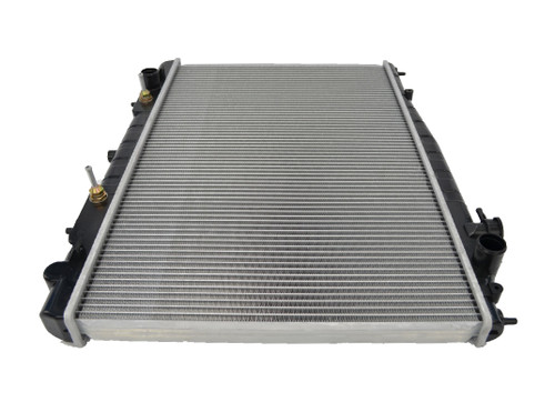 Radiator for Nissan Navara D22 1997-2008 2.5L 3.0L Diesel 3.3L Diesel Auto Manual 98 99 00 01 02 03 04 05