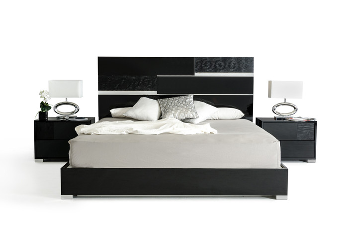 Eastern King Modrest Ancona Italian Modern Black Bed VGACANCONA-BED-BLK-EK