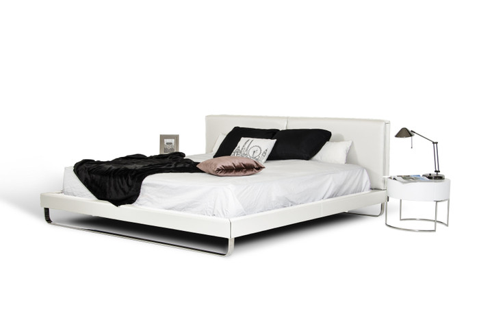 Queen Modrest Ramona Modern White Leatherette Bed VGJY-4016-WHT-BED-Q
