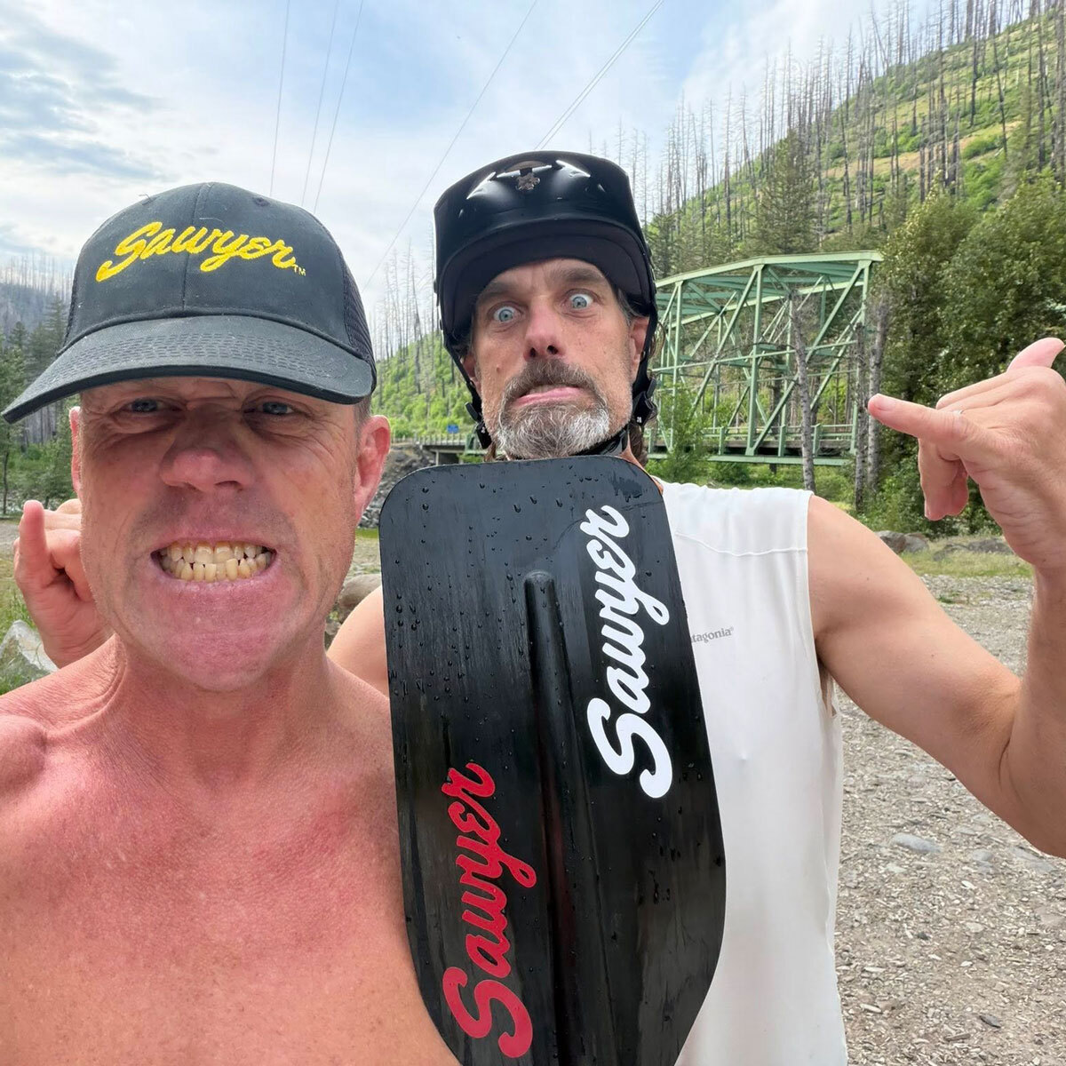 Colorado Oregon Rafting Team with Sawyer paddles