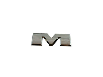 Logo ''M'' RAM achterklep chroom