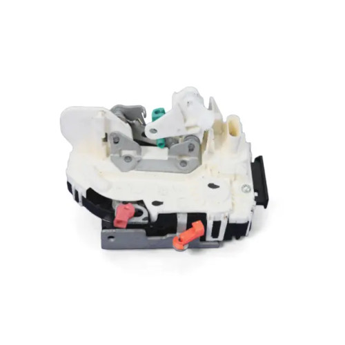 LATCH FRONT DOOR LH 09+
