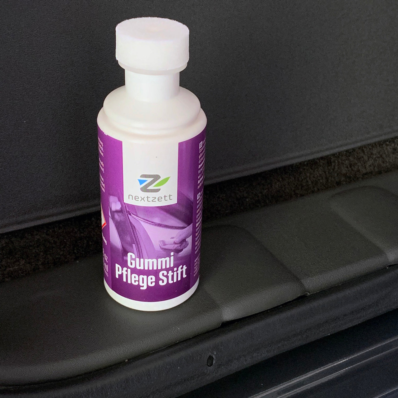 Detailer's Domain - Tip: use 1Z einszett Gummi Pflege Stift Rubber Care  Stick - Protects and keeps the rubber elastic. Restores color to dried out  rubber. Prevents doors from sticking in cold