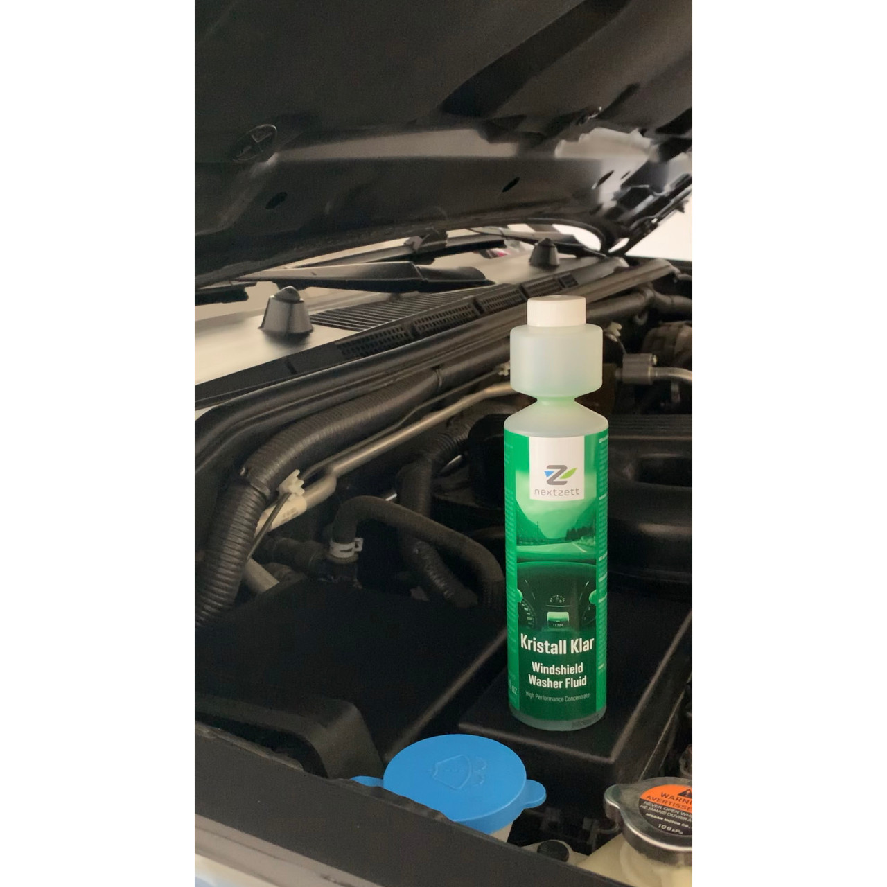 Odorless winter windshield washer fluid -40°C