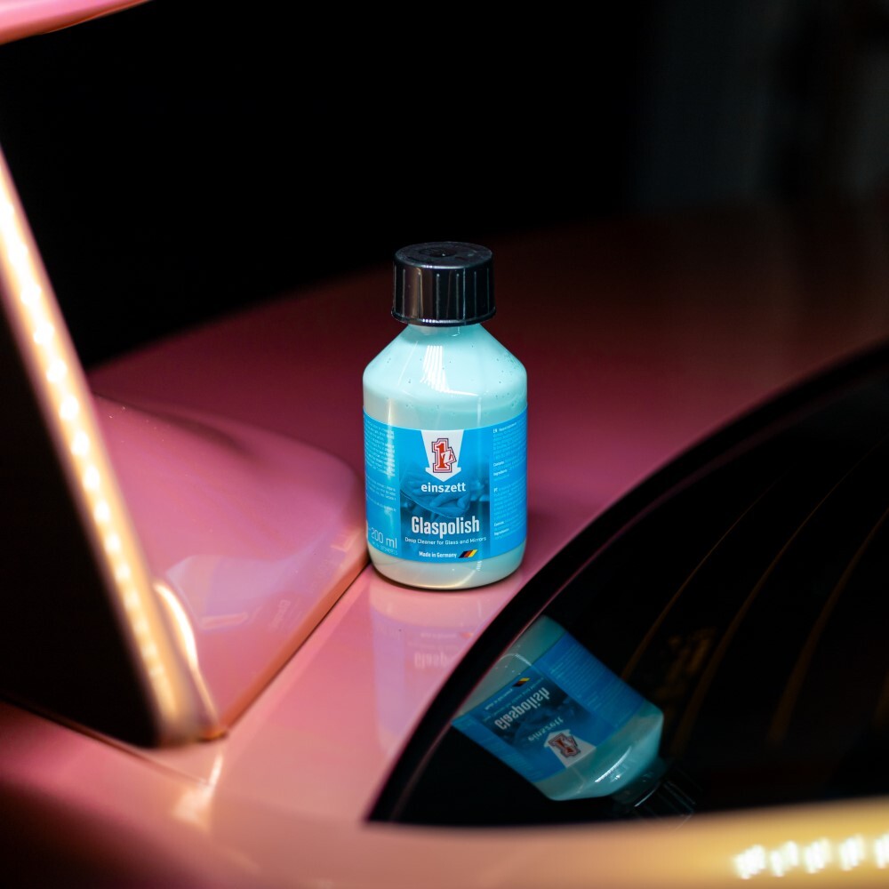 glass-polish-reflect-bottle-c.jpg