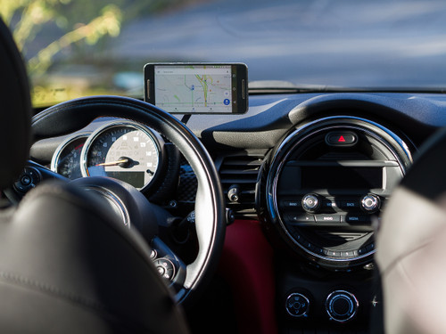 The Gemini Phone Mount for MINI Convertible F57 2016 to 2023 Analog Cluster - MagSafe