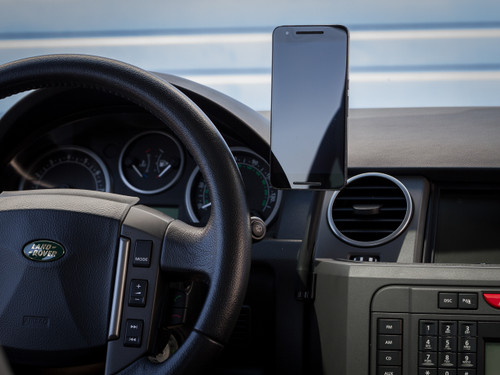 The CravenSpeed Gemini Phone Mount - Bolted Scissor Version installed in a Land Rover LR3
