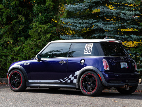 Decal Sets for MINI Cooper R53 2001 to 2006 Checkered Flag Side Stripes Gloss White