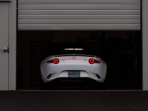 Rear LED Lighting Strip gives nice contrast