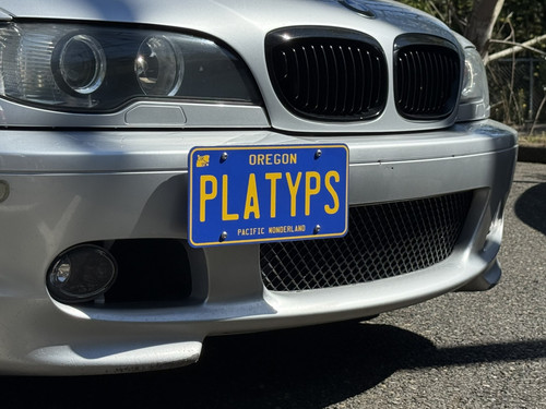 The Platypus License Plate Mount for BMW 3 Series Convertible E46 2000 to 2007 Standard