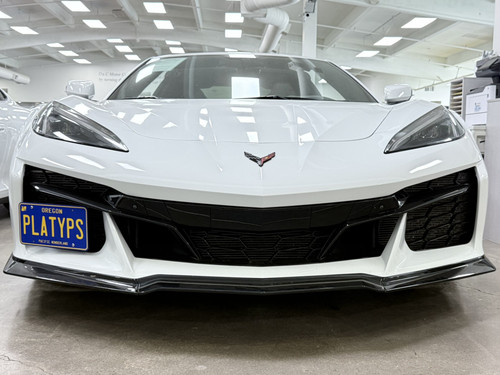 The Platypus License Plate Mount installed on a 2023 C8 Corvette Z06. 

NOTE: Only compatible with 2020-2025 C8 Corvettes (all trims/models). 