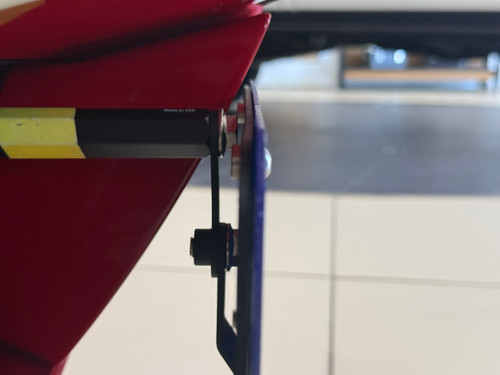 NOTE: Included hex bolt will be completely black. The hex bolt in the photos is used for testing fitment. 