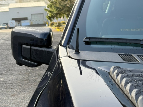 The Stubby Antenna for Ford F-150 14th gen 2021 to 2023 Original