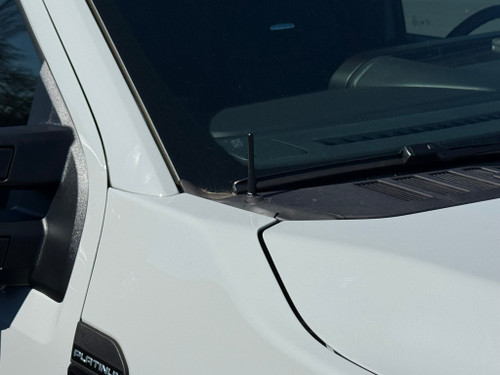 The Stubby Antenna for Ford F-350 Super Duty 5th gen 2023 to 2026 Original