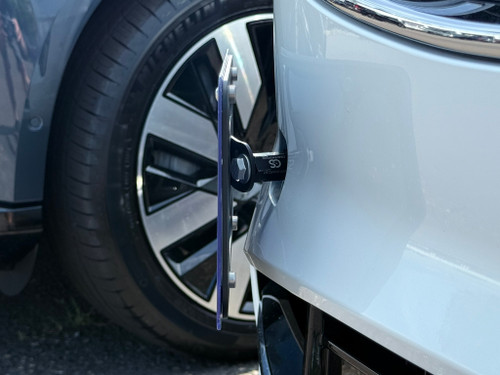Volvo XC90 Front License Plate Bracket | Front Plate Mount