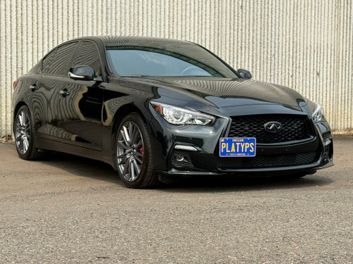The Platypus License Plate Mount shown on a 2023 Infiniti Q50 Red Sport 400 (facelift). NOTE: This kit is only for the facelift (2018-2024) Q50