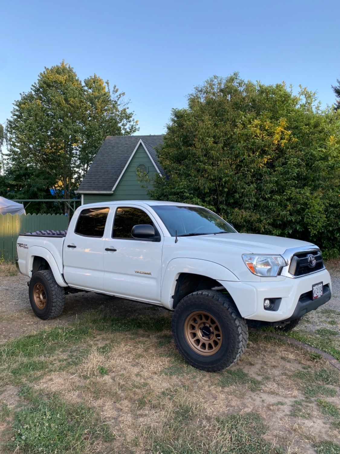 https://cdn11.bigcommerce.com/s-351ed/images/stencil/{:size}/products/10997/76570/the_stubby_antenna_for_toyota_tacoma_2nd_gen_n220_n240_n250_n260_n270_original_KBDOHKT_10997__98015.1678819533.jpg?c=2