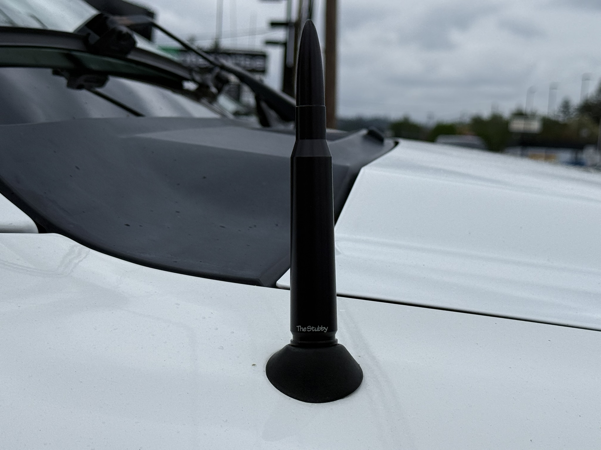 https://cdn11.bigcommerce.com/s-351ed/images/stencil/{:size}/products/11425/283233/the_stubby_antenna_for_nissan_titan_1st_gen_a60_2004_to_2015_bullet_IXYBX3O_11425__78739.1747426943.jpg?c=2