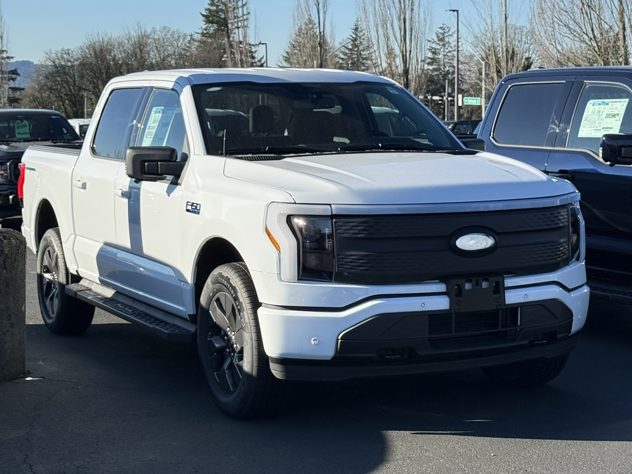 The Stubby Antenna for Ford F-150 Lightning 14th gen 2022 to 2023 Bullet