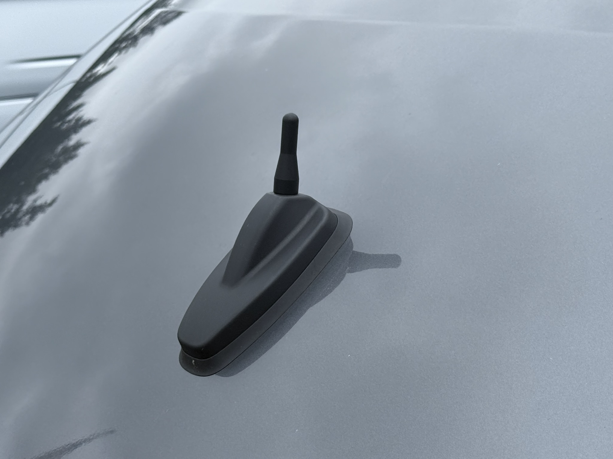 The Stubby Antenna for Mercedes-Benz Sprinter 3rd gen 2019 to 2025 Junior