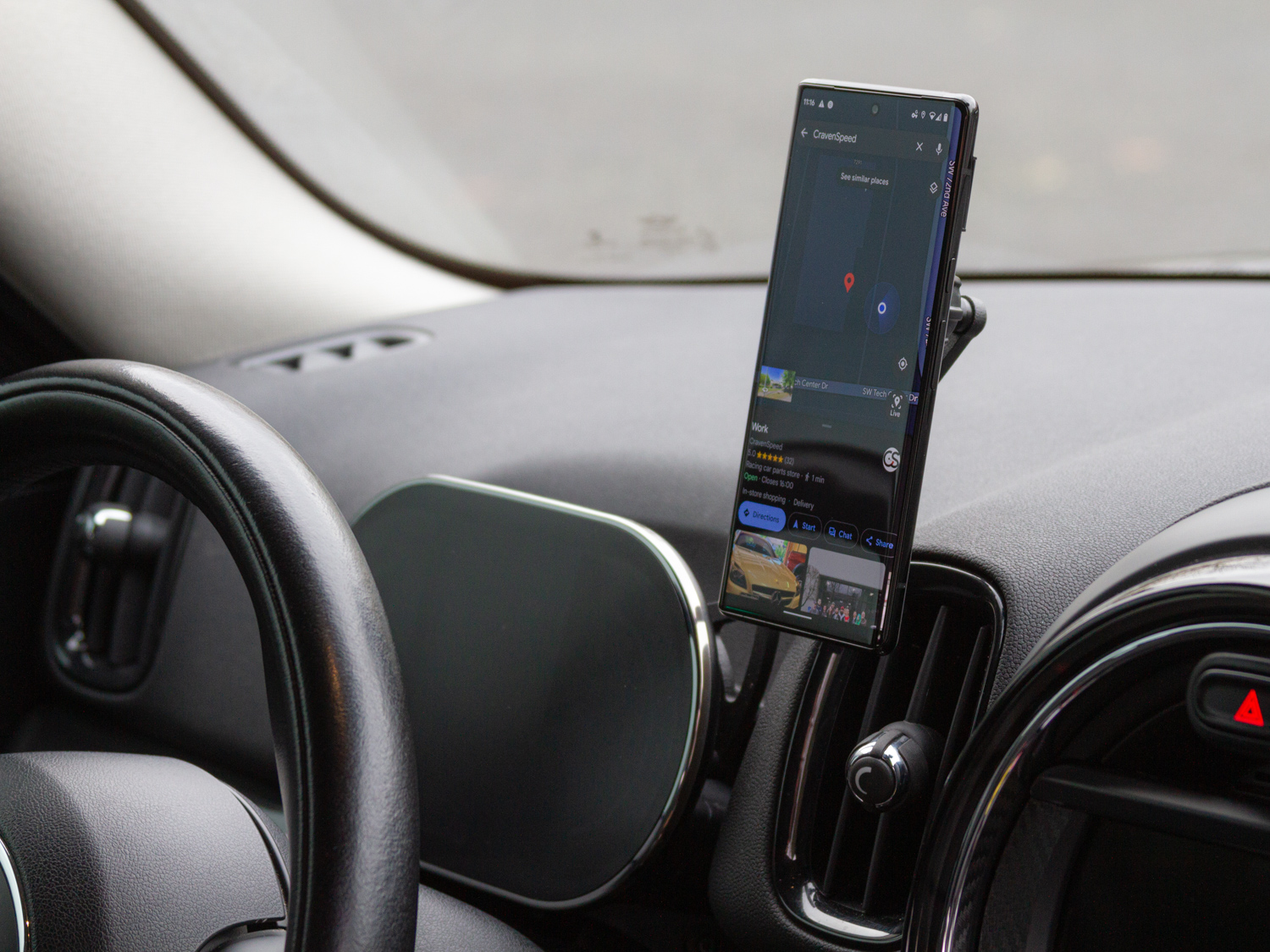 The Gemini Phone Mount for MINI Countryman F60 2017 to 2025 Digital Cluster - Magnet