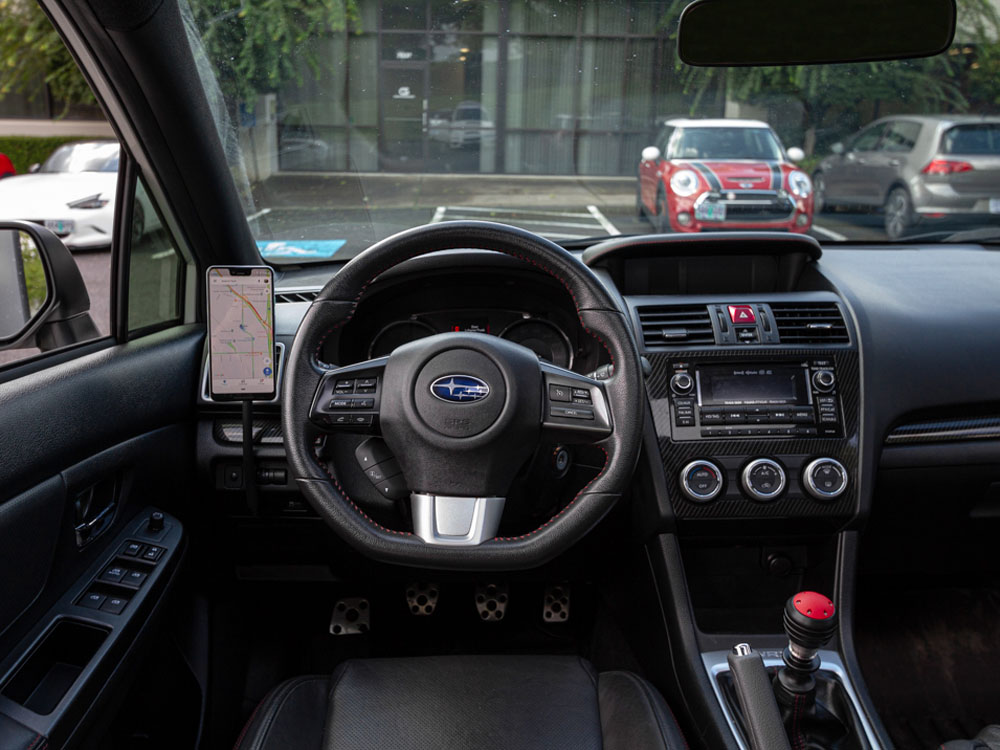 The Gemini Phone Mount for Subaru XV Crosstrek 4th gen GP/GJ 2013 to 2015 Magsafe