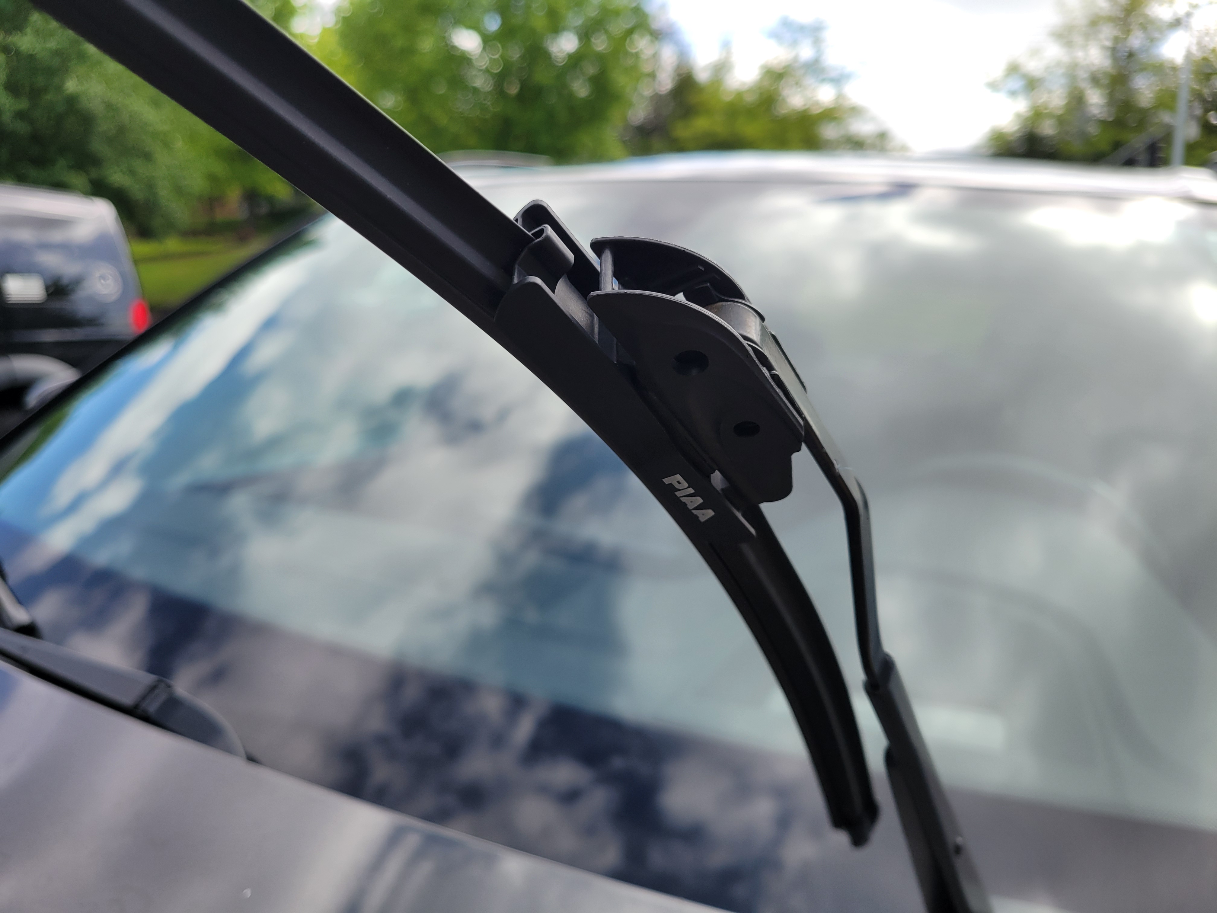 High Performance Wiper Blades for BMW X5 F15 2014 to 2018 PIAA Si-Tech Blade Kit (Driver and Passenger Blades)