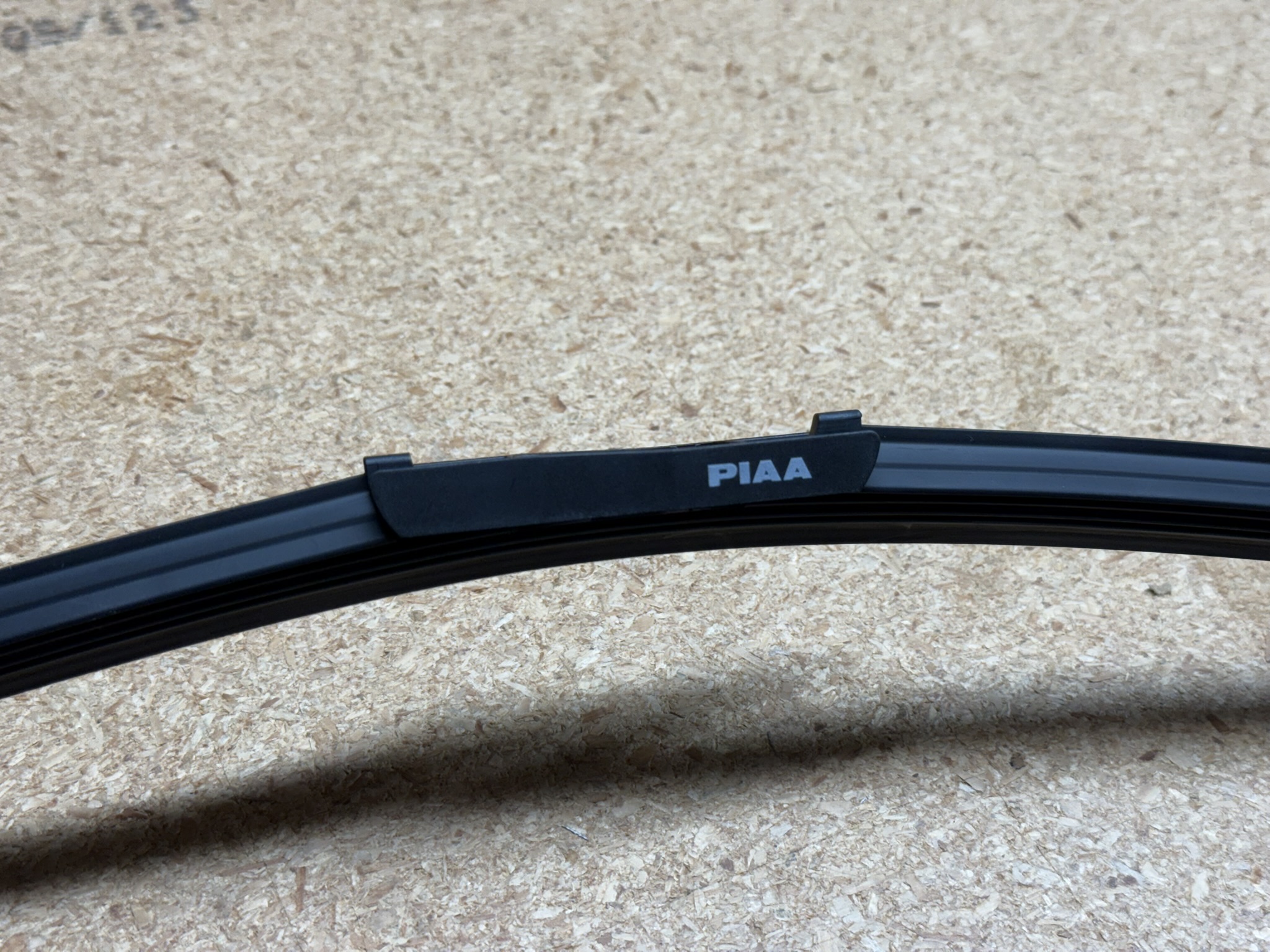 High Performance Wiper Blades for Volkswagen Golf R A8 2022 to 2023 PIAA Si-Tech Blade Kit (Driver and Passenger Blades)