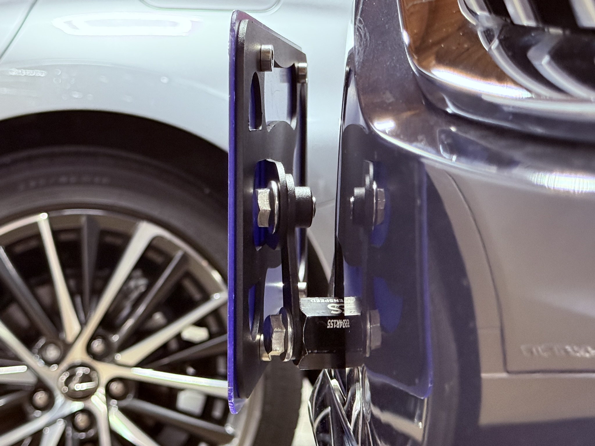 The Platypus License Plate Mount for BMW X7 G07 2019 to 2026 2019-2022 xDrive40i