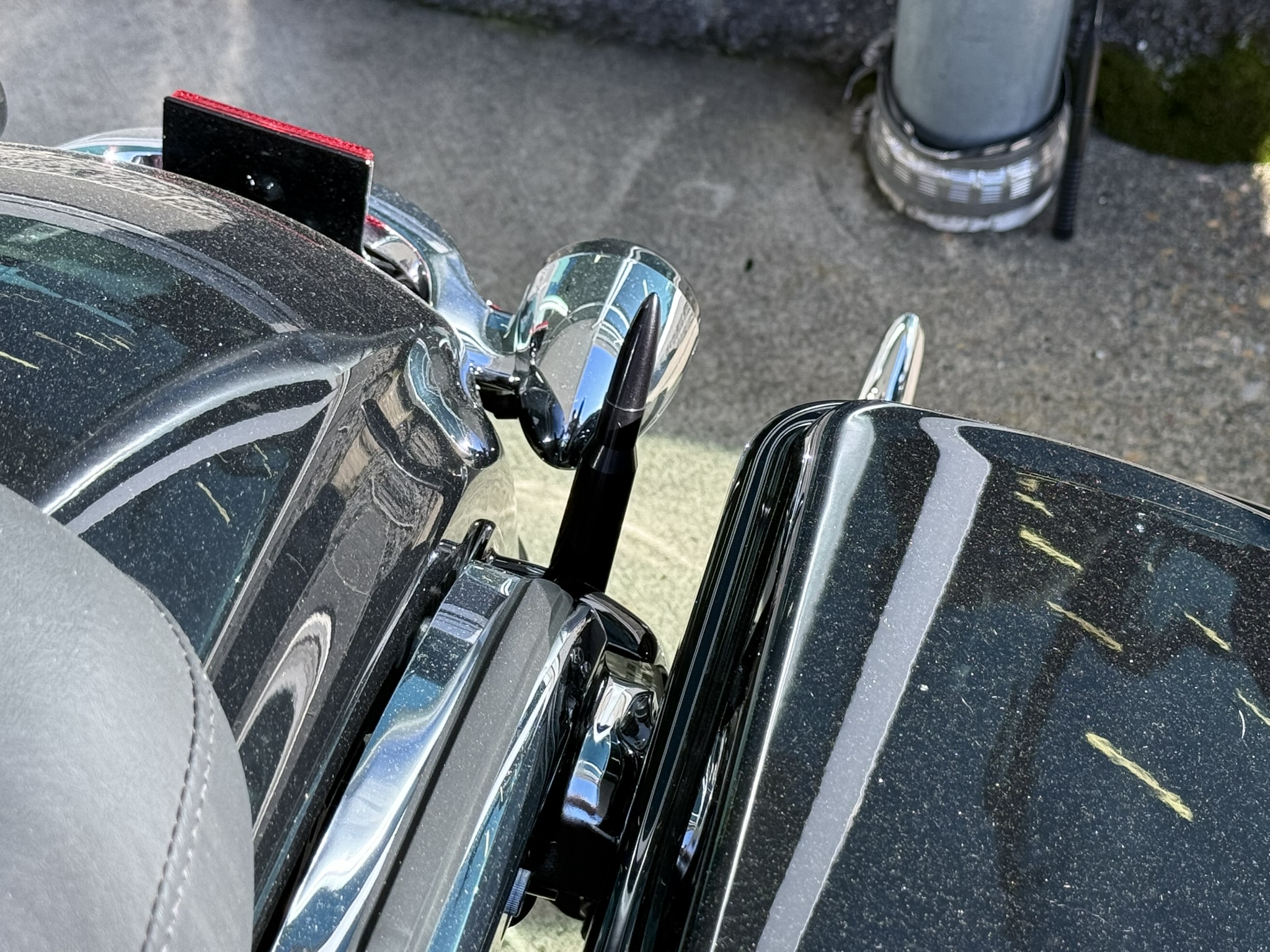 The Stubby Antenna for Harley-Davidson Road Glide 1998 to 2023 Bullet