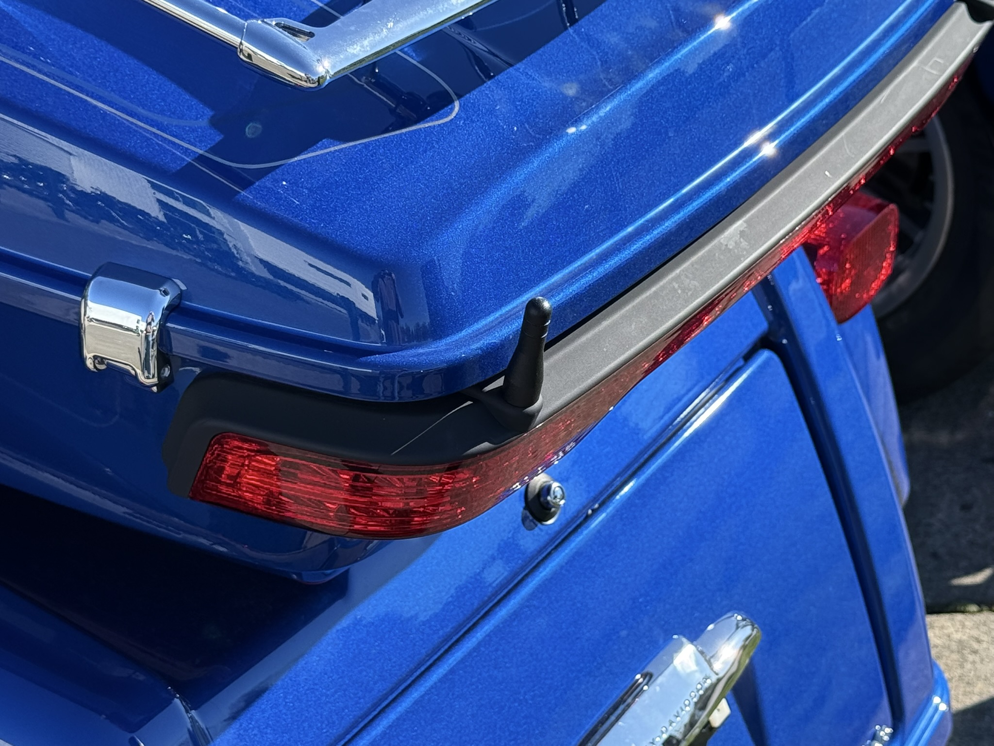 The Stubby Antenna for Harley-Davidson Tri Glide 2009 to 2023 Junior