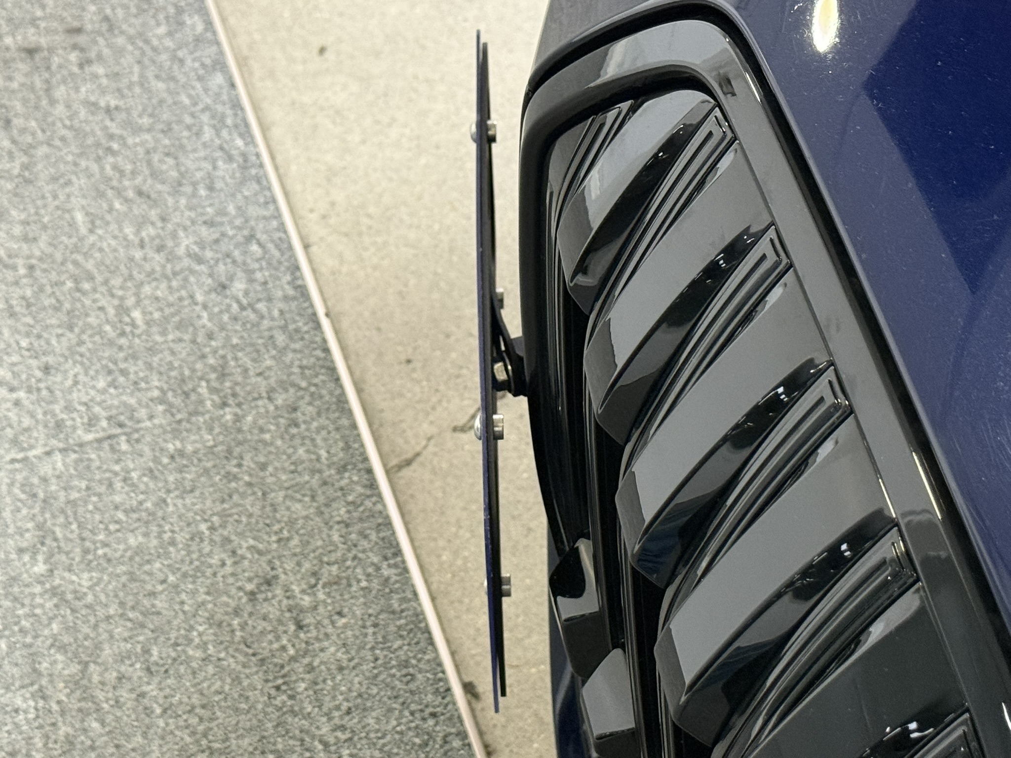 The Platypus License Plate Mount for BMW 7 Series G70 2023 to 2025