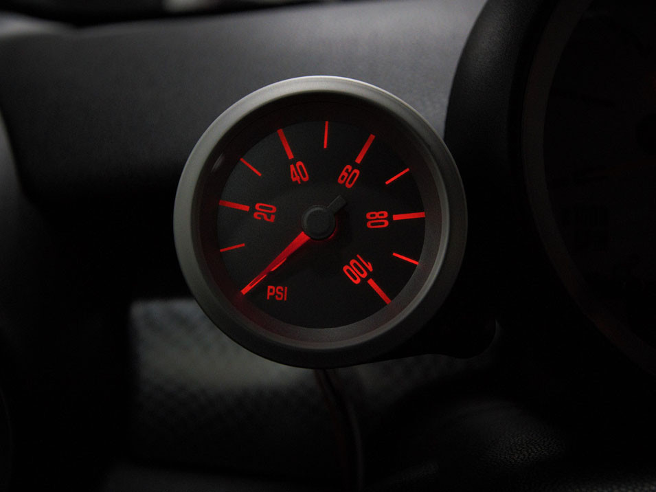 Performance Gauges for All Vehicles Marshall Instruments - Oil Temperature (°F) Silver Bezel